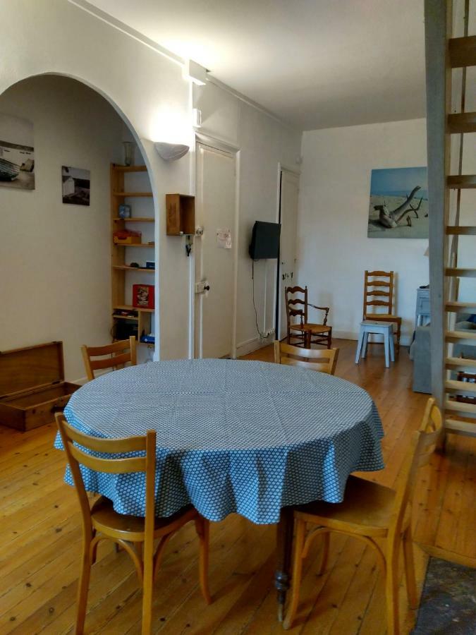 Appartement Au Calme Centre Ville A 2 Pas Du Vieux Marche La Rochelle  Exterior foto